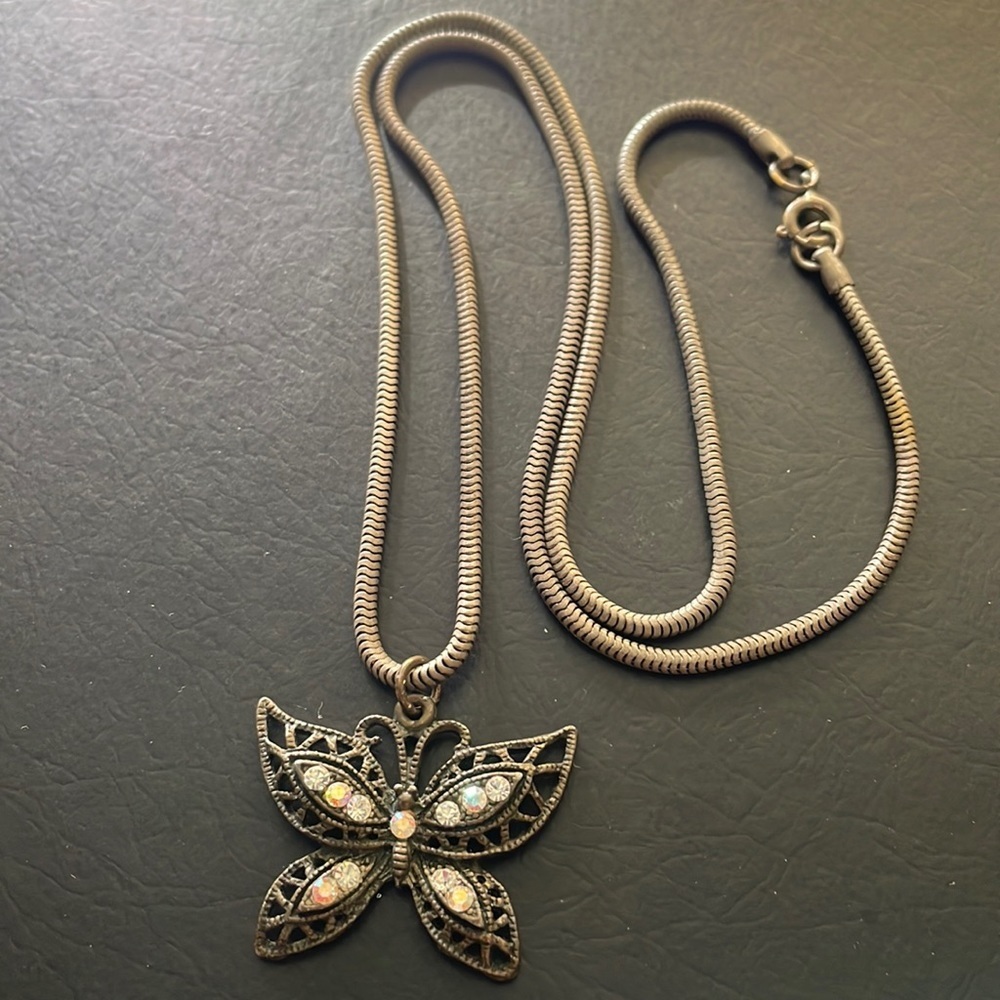 BUTTERFLY Long Necklace